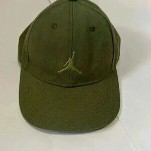 Air Jordan Youth Size Strapback Hat Green Jumpman
